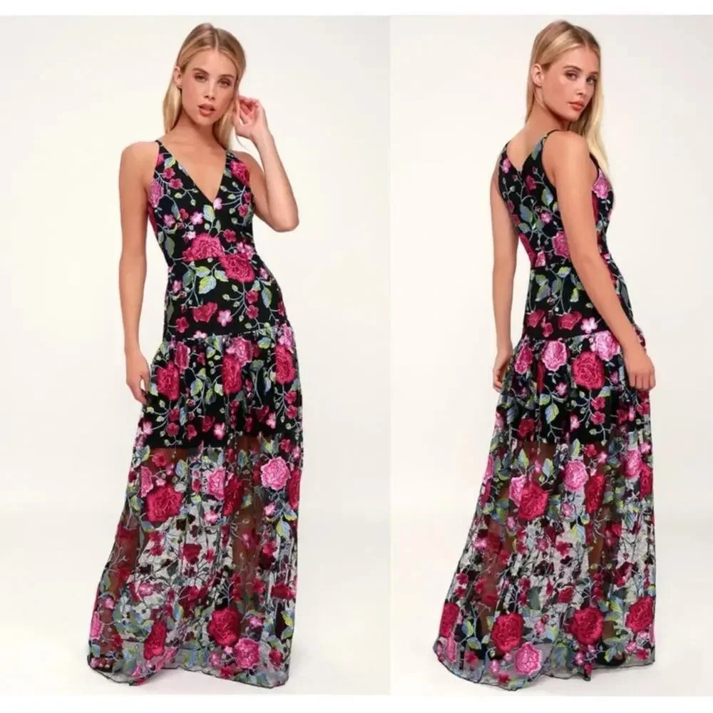 Dress The Population Size Small Aurora Floral Midi Embroidered Dress